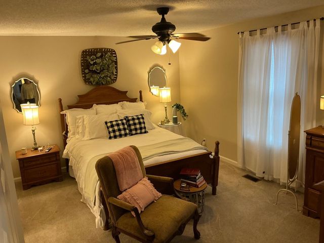 2157 Watertown Pl, Clarksville, TN 37043