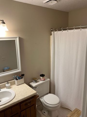 2157 Watertown Pl, Clarksville, TN 37043