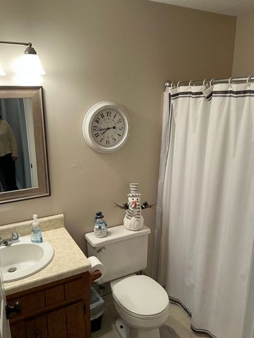 2157 Watertown Pl, Clarksville, TN 37043