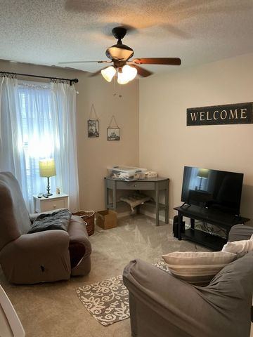 2157 Watertown Pl, Clarksville, TN 37043