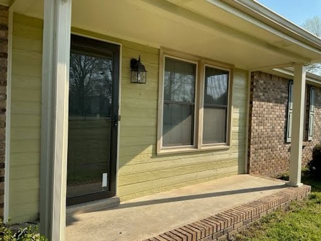 2157 Watertown Pl, Clarksville, TN 37043