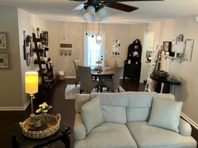 2157 Watertown Pl, Clarksville, TN 37043