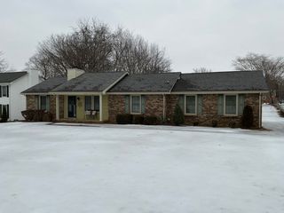 2157 Watertown Pl, Clarksville, TN 37043