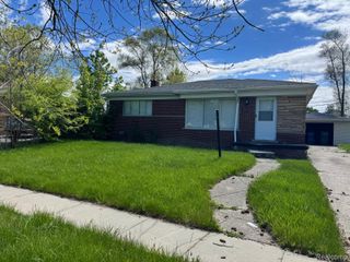 1913 Basil Lane, Flint, MI 48504