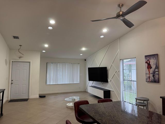 9335 NW 53rd Street, Sunrise, FL 33351