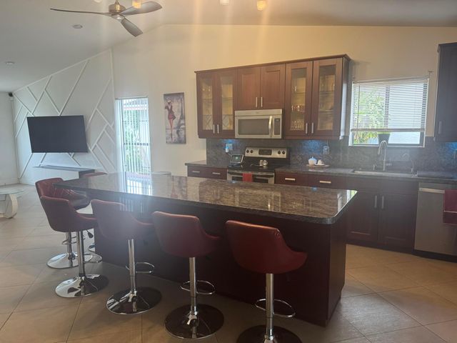 9335 NW 53rd Street, Sunrise, FL 33351