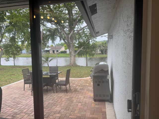 9335 NW 53rd Street, Sunrise, FL 33351