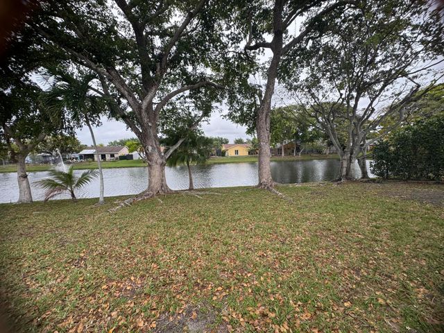 9335 NW 53rd Street, Sunrise, FL 33351