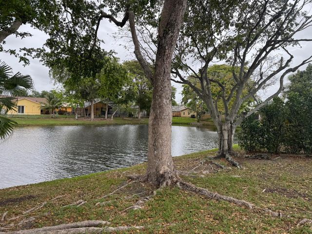 9335 NW 53rd Street, Sunrise, FL 33351