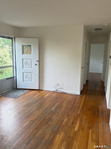 17 Sunset Drive, Shelton, CT 06484