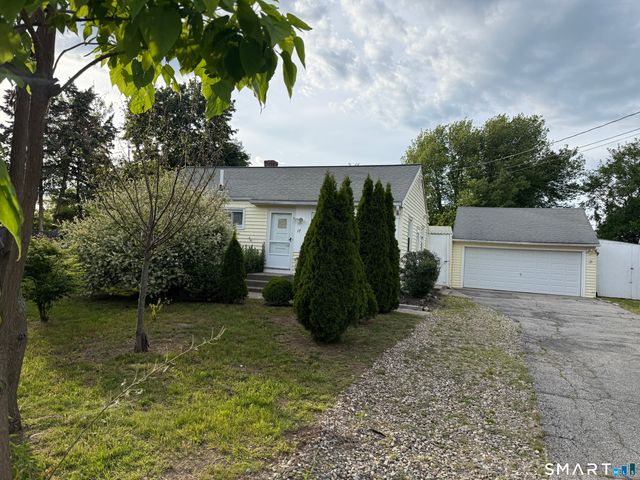 17 Sunset Drive, Shelton, CT 06484
