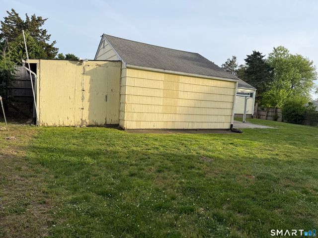 17 Sunset Drive, Shelton, CT 06484