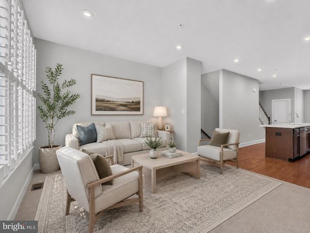 3555 CARNABY ST, Hyattsville, MD 20782