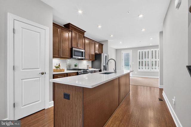 3555 CARNABY ST, Hyattsville, MD 20782