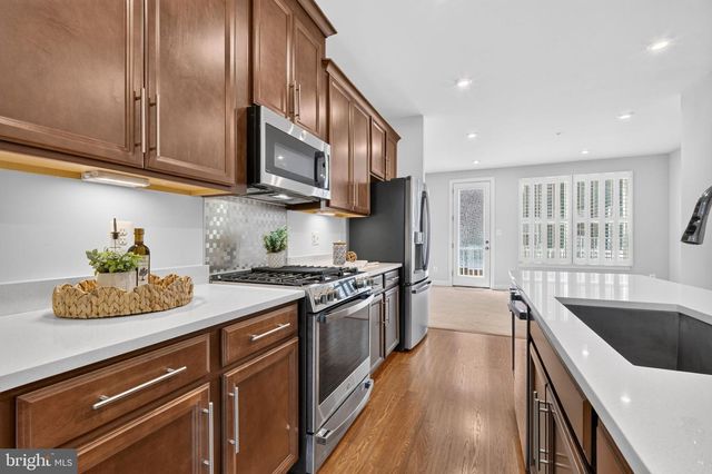 3555 CARNABY ST, Hyattsville, MD 20782