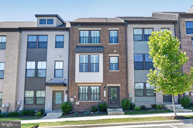 3555 CARNABY ST, Hyattsville, MD 20782
