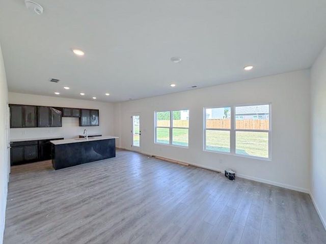 404 Bluegrass Lane, Rockmart, GA 30153
