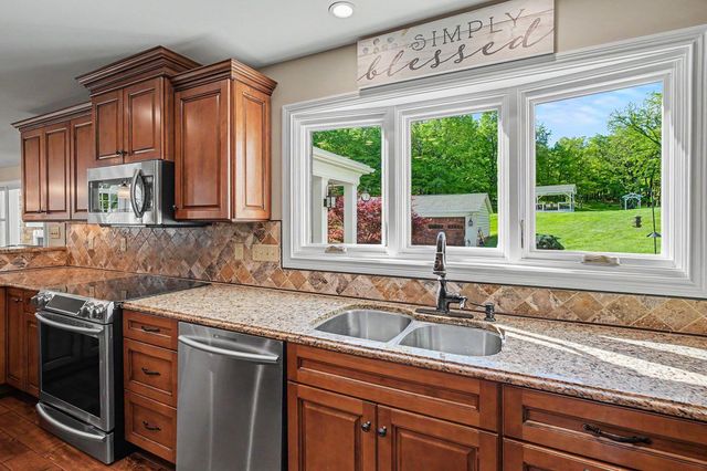 635 Sunnybrook Drive, Florence, KY 41042