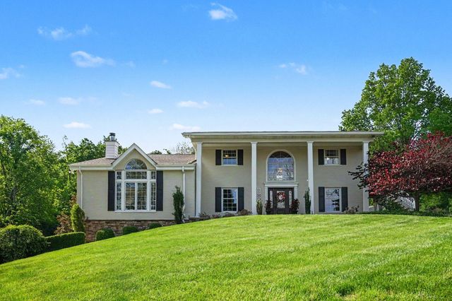 635 Sunnybrook Drive, Florence, KY 41042