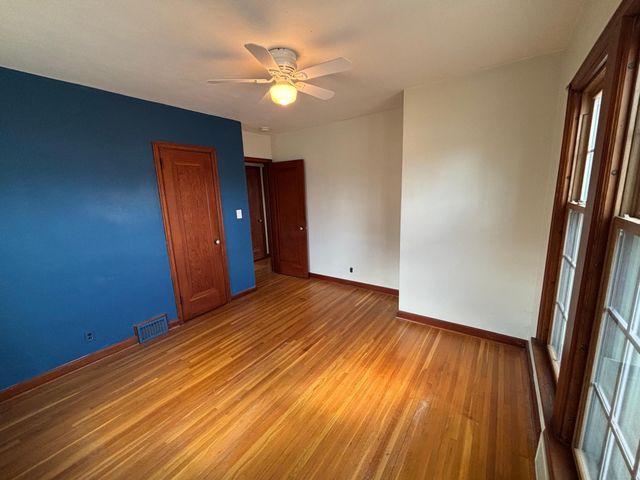 1108 California Avenue W, Saint Paul, MN 55108