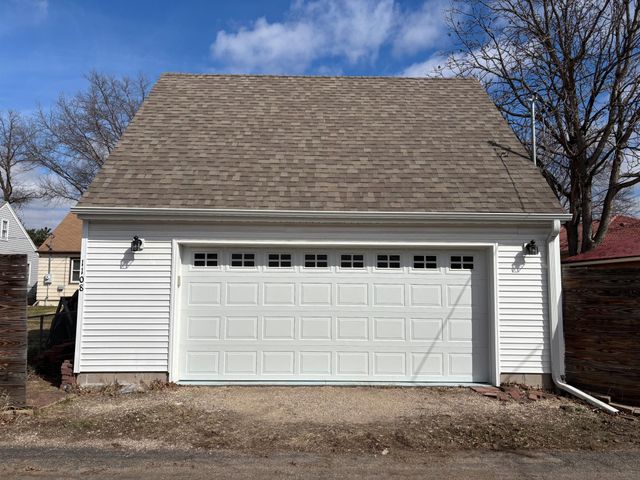 1108 California Avenue W, Saint Paul, MN 55108