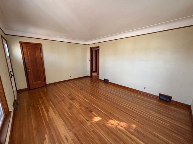 1108 California Avenue W, Saint Paul, MN 55108