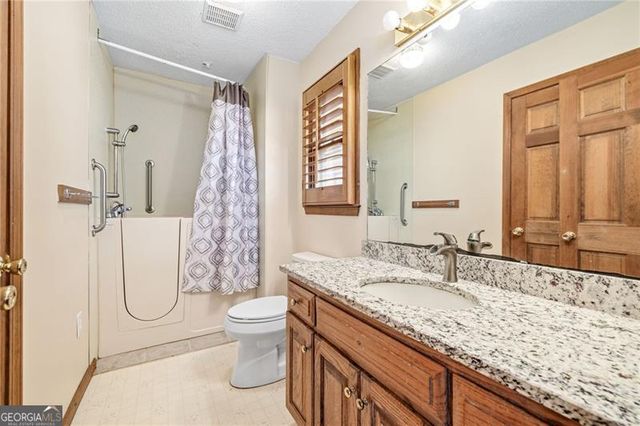 33 Andrews Road, Carnesville, GA 30521