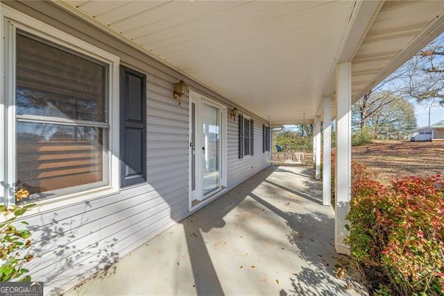 33 Andrews Road, Carnesville, GA 30521