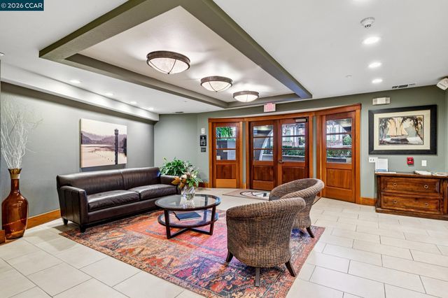 1315 Alma Ave 432, Walnut Creek, CA 94596