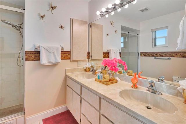 2216 SE 8th TER, Cape Coral, FL 33990