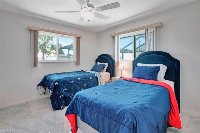 2216 SE 8th TER, Cape Coral, FL 33990