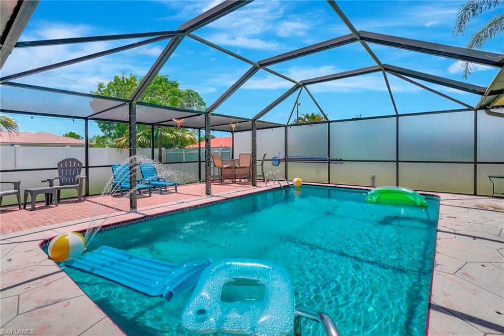 2216 SE 8th TER, Cape Coral, FL 33990