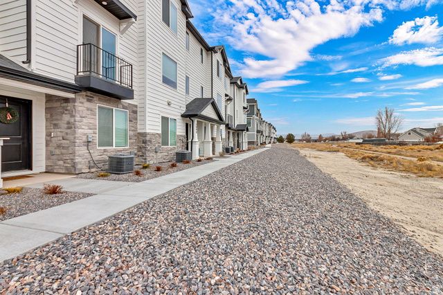 3894 N COUGAR LN, Eagle Mountain, UT 84005