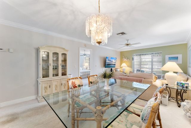 2401 DEL AIRE Boulevard 201, Delray Beach, FL 33445