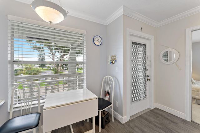 2401 DEL AIRE Boulevard 201, Delray Beach, FL 33445