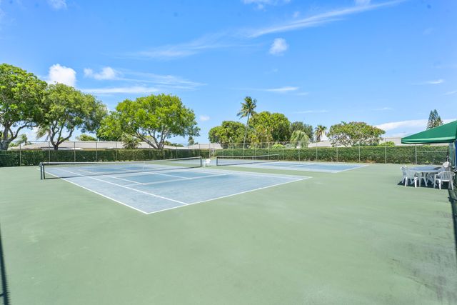 2401 DEL AIRE Boulevard 201, Delray Beach, FL 33445