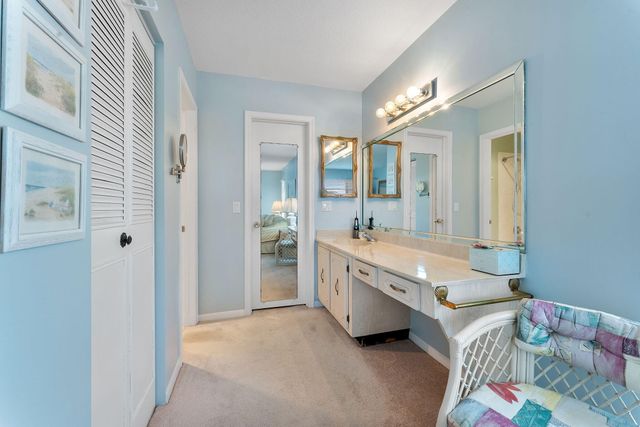 2401 DEL AIRE Boulevard 201, Delray Beach, FL 33445