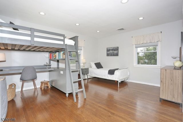 34 Blish Pl, Dumont Boro, NJ 07628