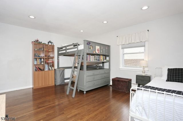 34 Blish Pl, Dumont Boro, NJ 07628