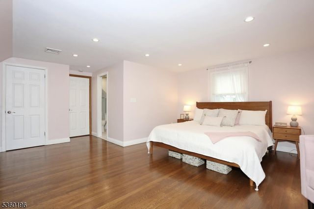 34 Blish Pl, Dumont Boro, NJ 07628