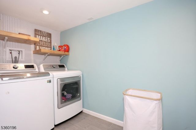 34 Blish Pl, Dumont Boro, NJ 07628