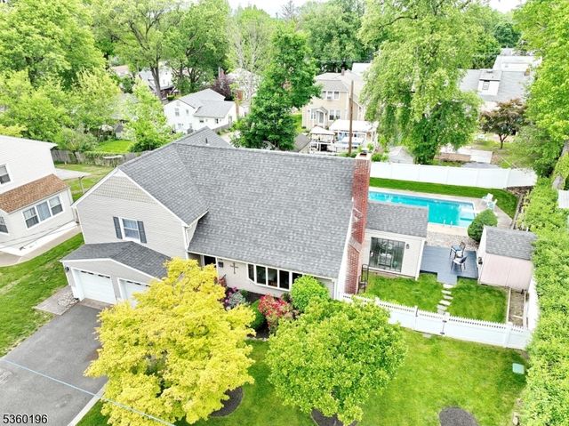 34 Blish Pl, Dumont Boro, NJ 07628