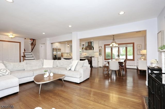 34 Blish Pl, Dumont Boro, NJ 07628