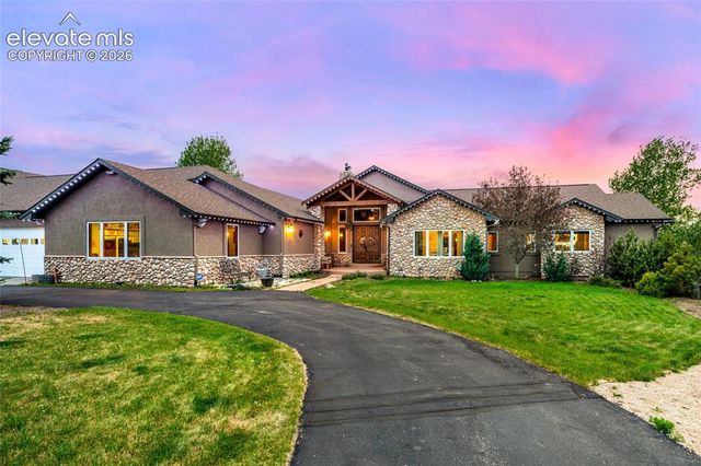 19410 Bright Wing Trail, Colorado Springs, CO 80908
