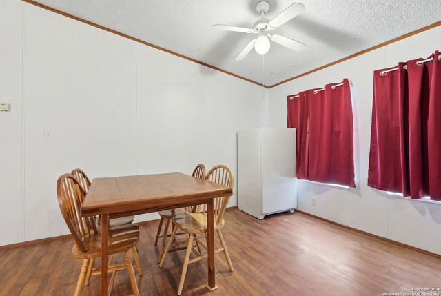 545 S lakeshore, Bandera, TX 78003