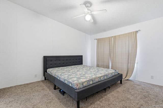 545 S lakeshore, Bandera, TX 78003