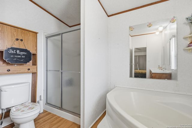 545 S lakeshore, Bandera, TX 78003