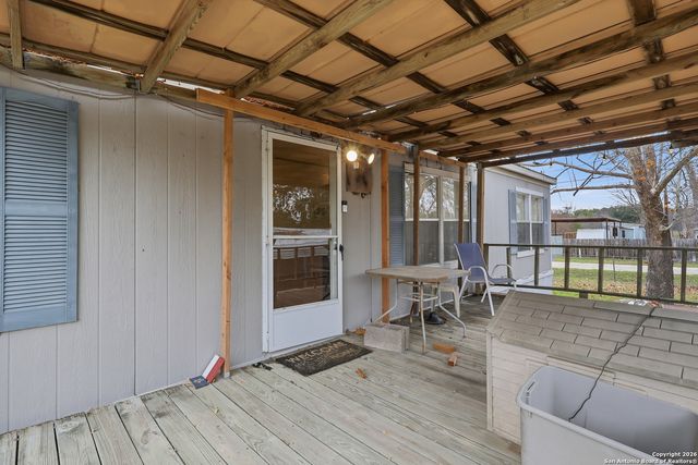 545 S lakeshore, Bandera, TX 78003