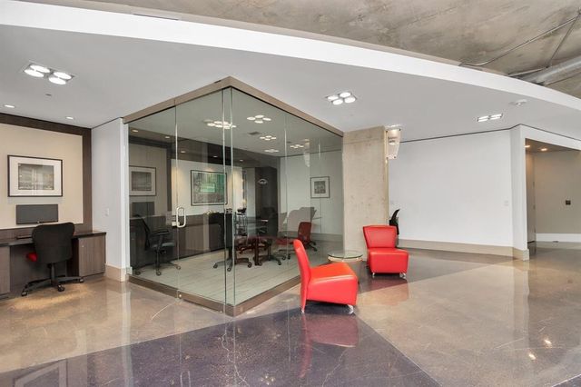 1901 Post Oak Blvd Boulevard 3304, Houston, TX 77056