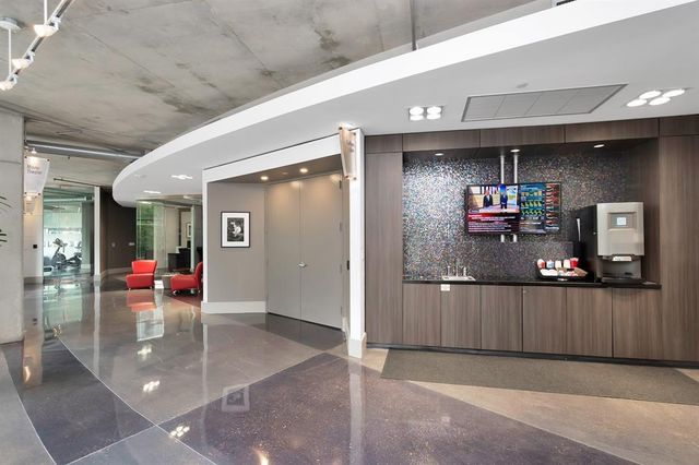 1901 Post Oak Blvd Boulevard 3304, Houston, TX 77056